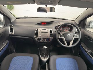 /photos/12669/77af5bde-c265-4ef3-89a6-c2f43e965c20_i320x240.jpg