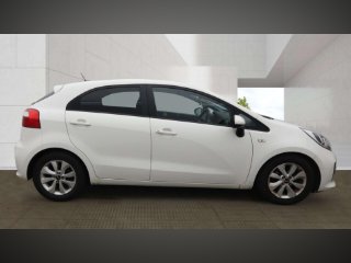 /photos/12669/89de7547-316f-4f77-a4d6-42cc7c6952b6_i320x240.jpg