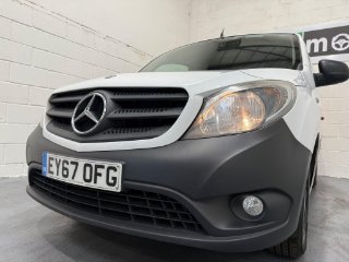 /photos/12669/9c7b0fea-070d-4313-bfc3-2f261965632a_i320x240.jpg