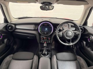 /photos/12669/fca7e71f-a9dd-4ab3-83e9-113a2830a7e9_i320x240.jpg